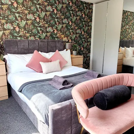 Sanderson House Holiday home *