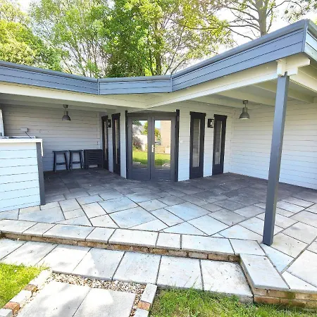 Holiday home Sanderson House